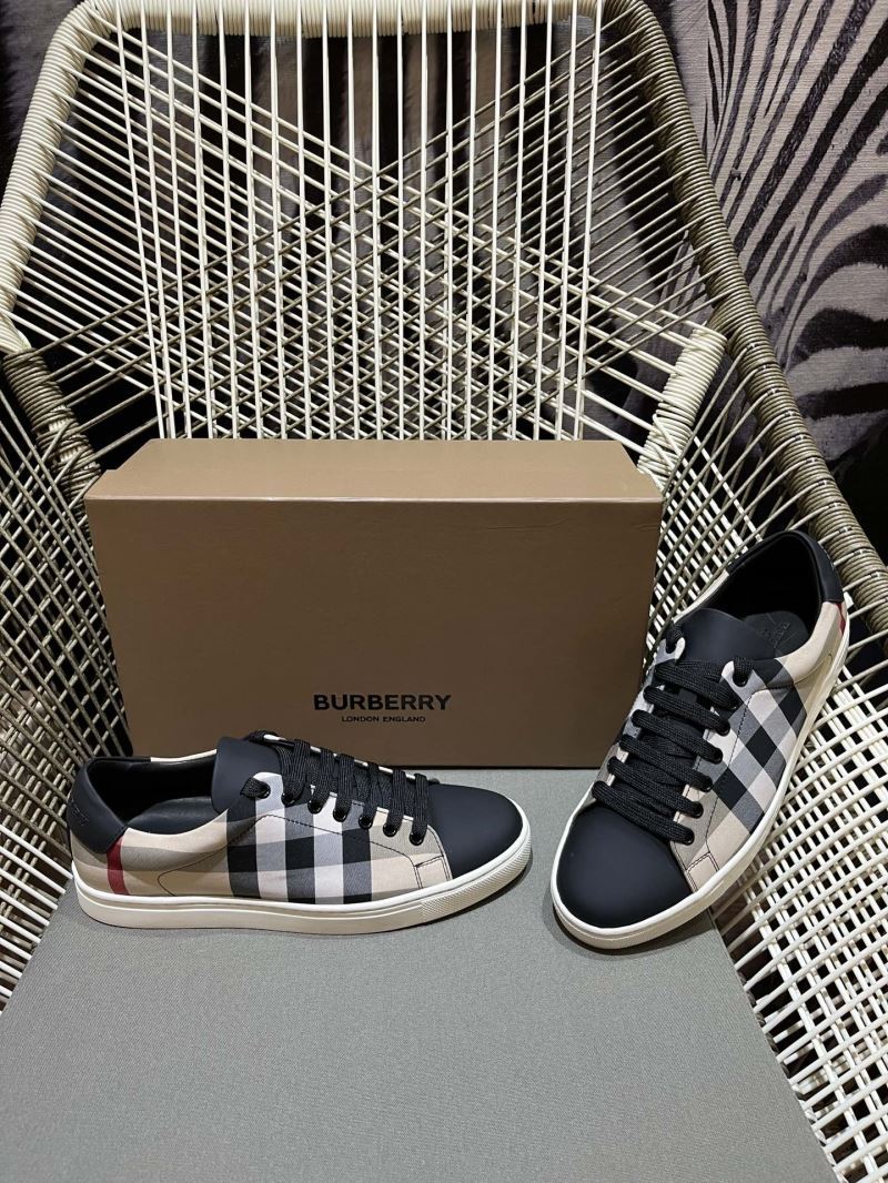 Burberry Low Shoes